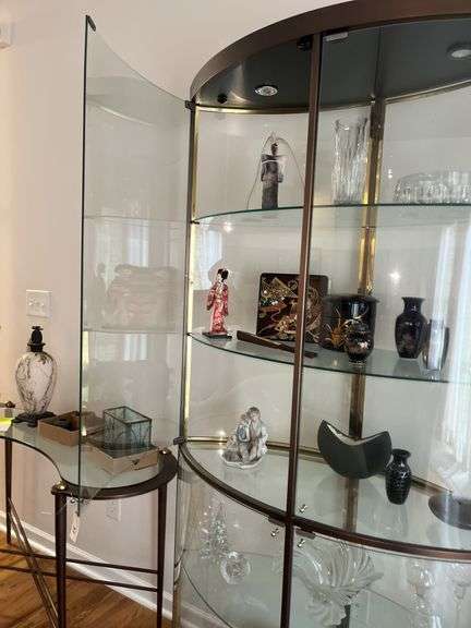 Curio cabinet