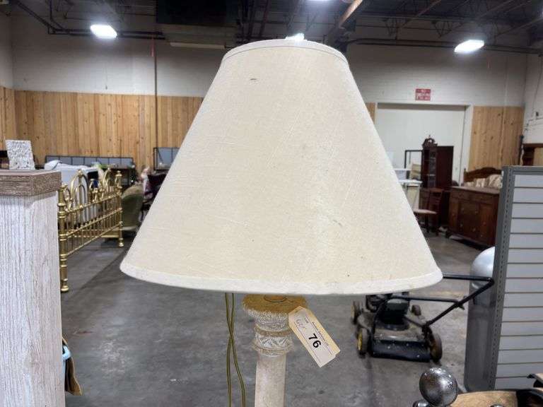 Floor lamp