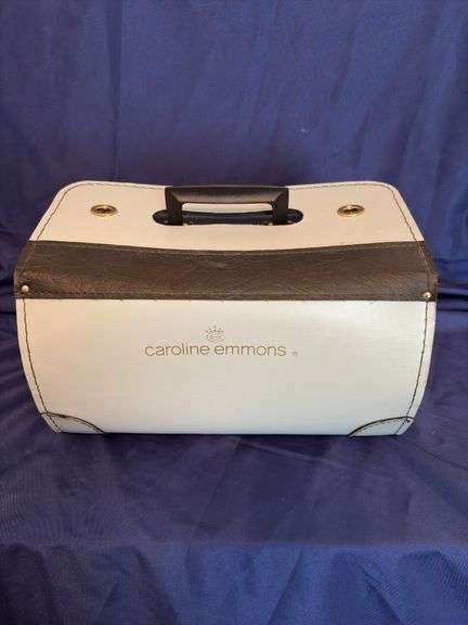 Caroline Emmons travel sale case