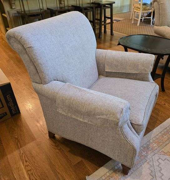 Arm chair