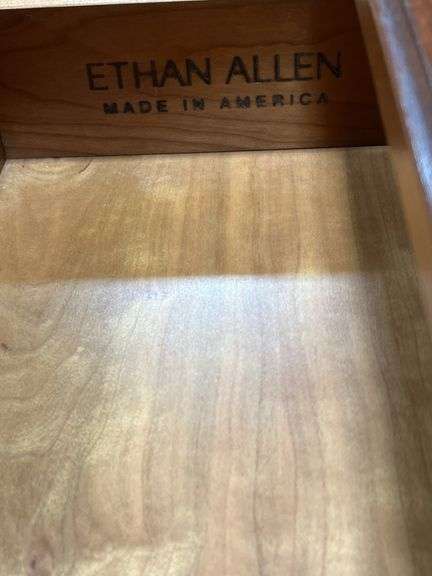 Ethan Allen table