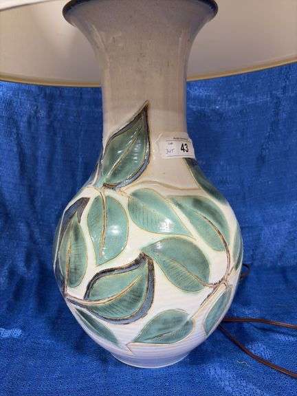 Table lamp