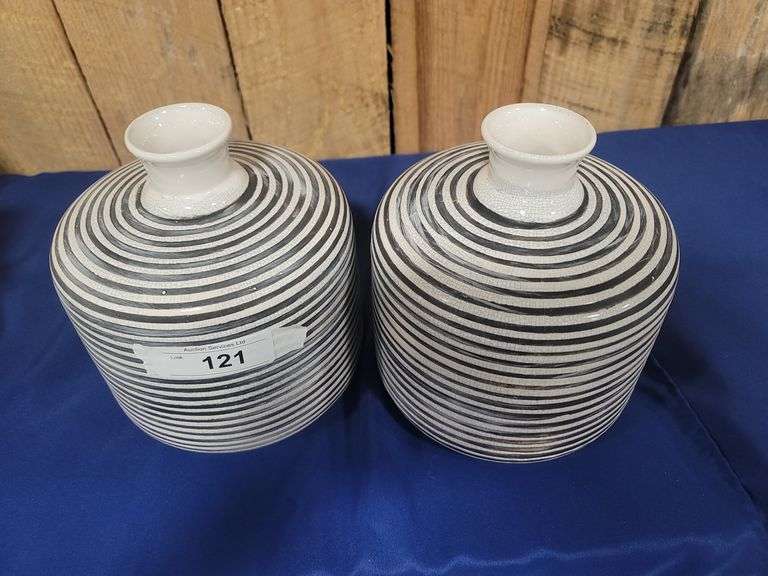 Small mouth vases
