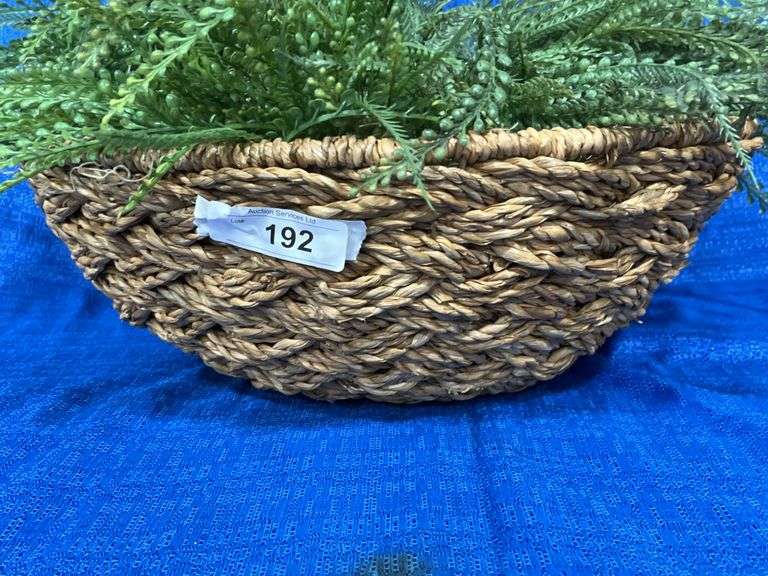Artificial greenery