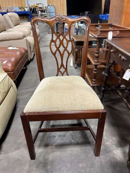 Dining chair