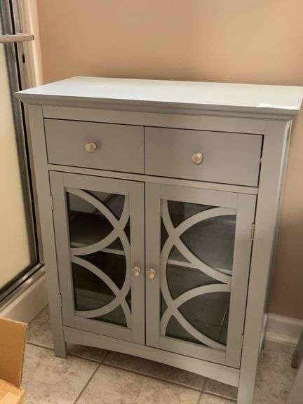 Floor cabinet
