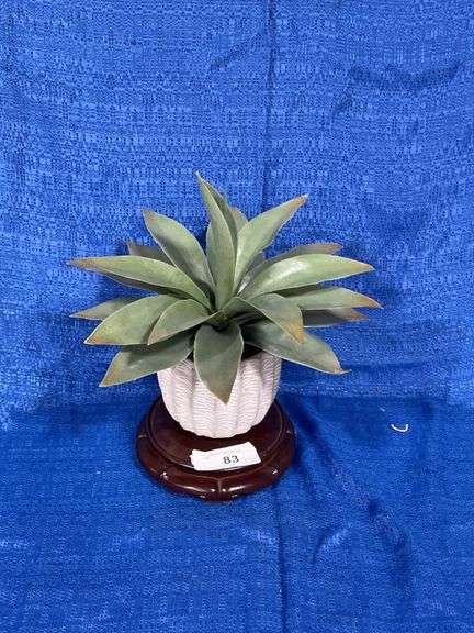 Artificial arrangement