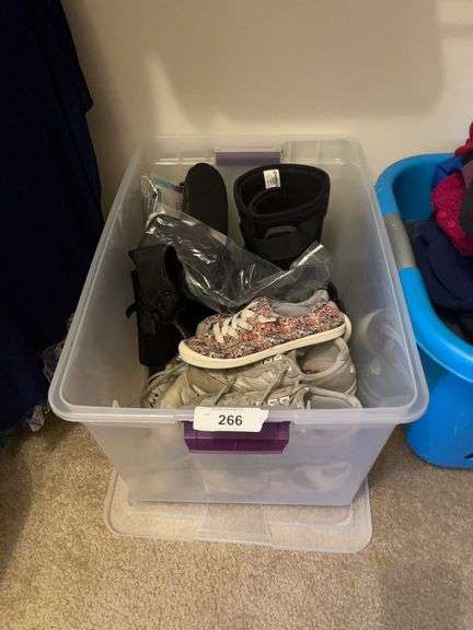 Women’s shoes
