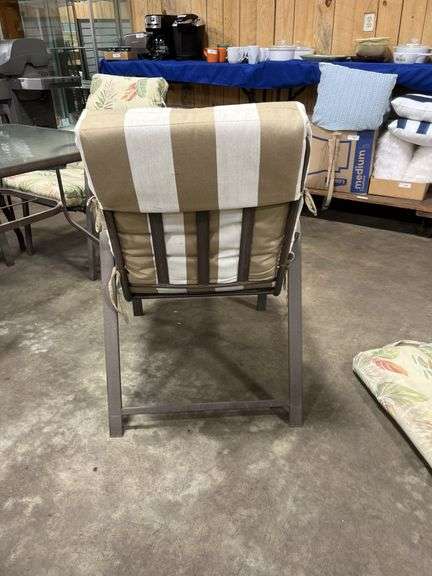 Outdoor cushions