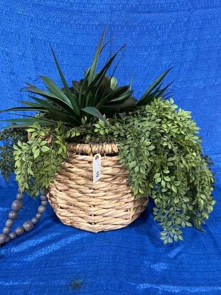 Artificial arrangement