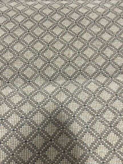 Outdoor rug