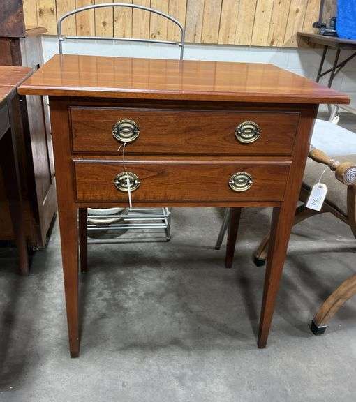 Ethan Allen table