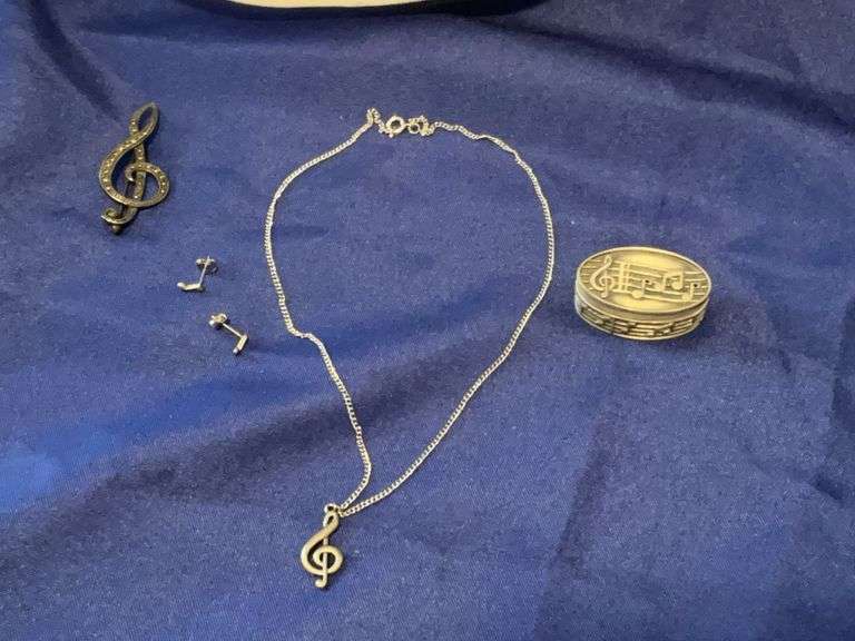 Music inspired jewelry