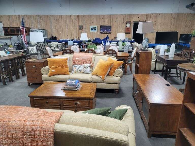 Warehouse/Gallery #11 - Day 2