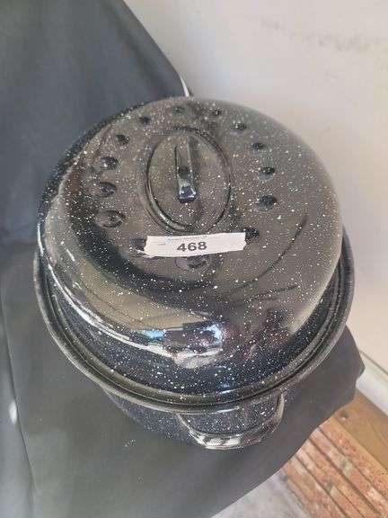 Roasting pan