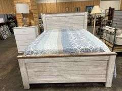 Queen size bed