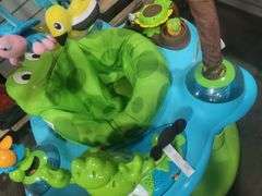 Children's play and booster seat
