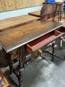 Entryway table