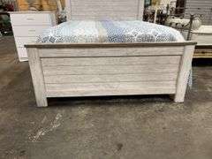 Queen size bed