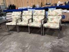 Outdoor dining table and chairs