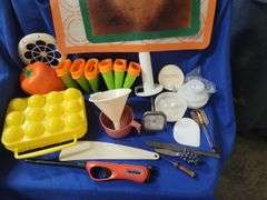 Plastic kitchen ware