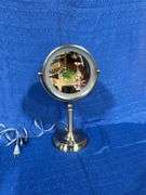 Vanity mirror