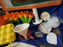 Plastic kitchen ware