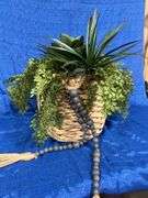 Artificial arrangement