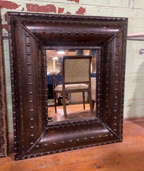 Wall mirror