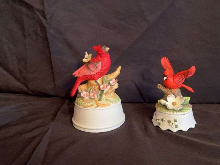 Cardinal figurines