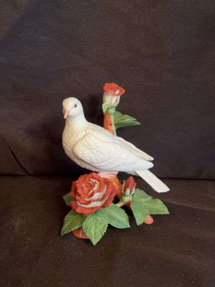 Dove figurine