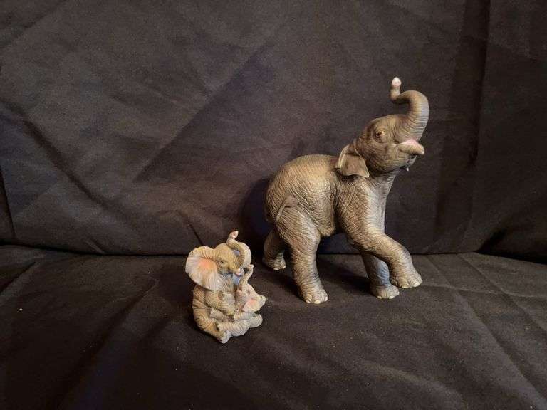 Elephant figurines
