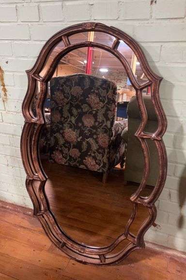 Wall mirror