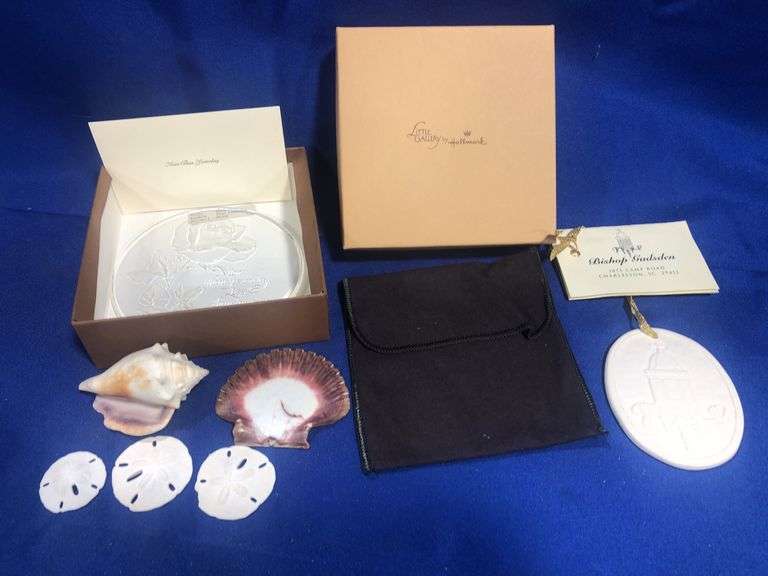 Sea shells , Hallmark and Bishop Gadsen collectibles