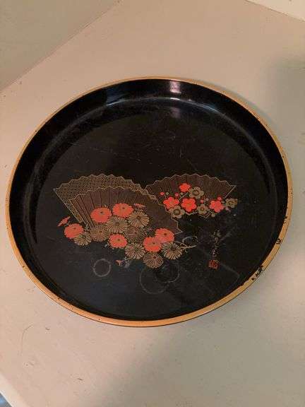 Tray