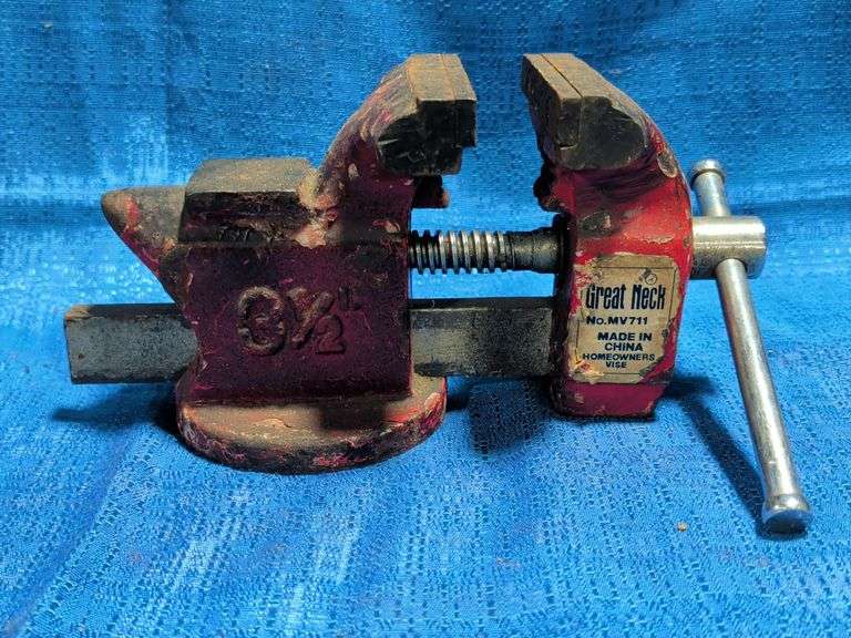 Bench Vise