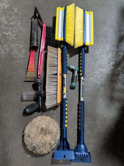 Brushes & Scrapers