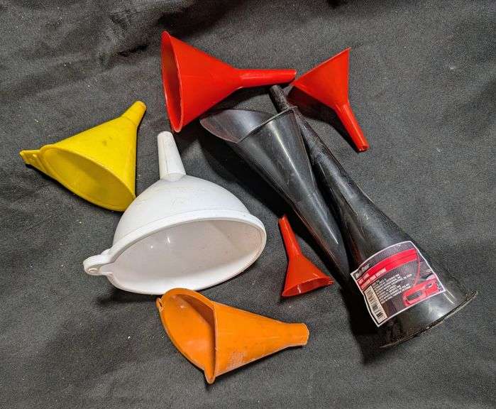 multi-piece automotive funnel set
