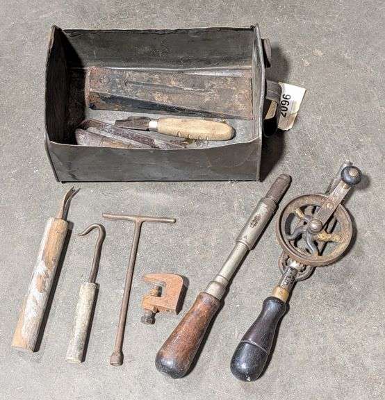 Hand Tools with Metal Tote