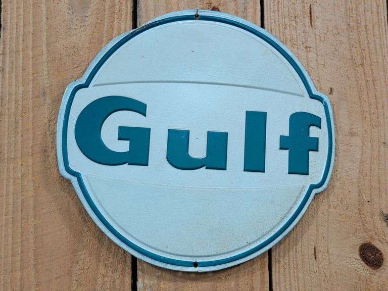 Gulf gasoline sign