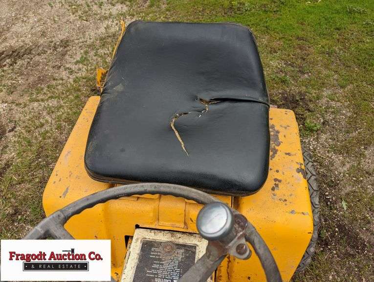 Cub Cadet 1450 Hydrostatic Lawn Mower, Running Condition Per