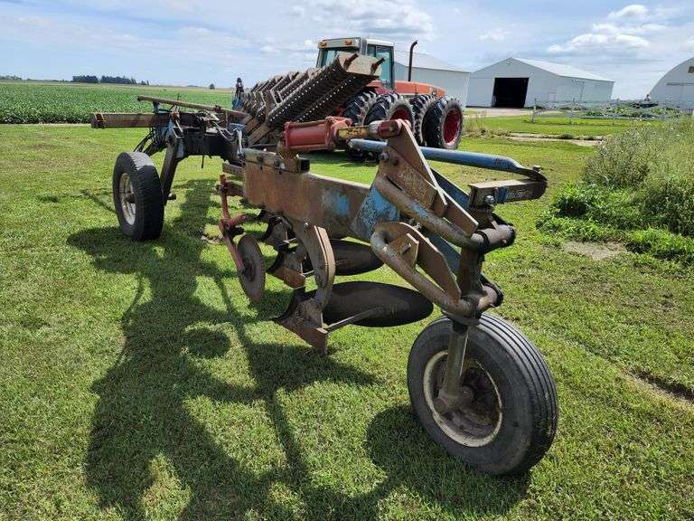 Ford 155 Pull Type Plow, 7/16's (Can be 7/18's), Lots of New