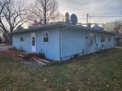 245 E Dahlstrom Ave, Appleton, MN 56208