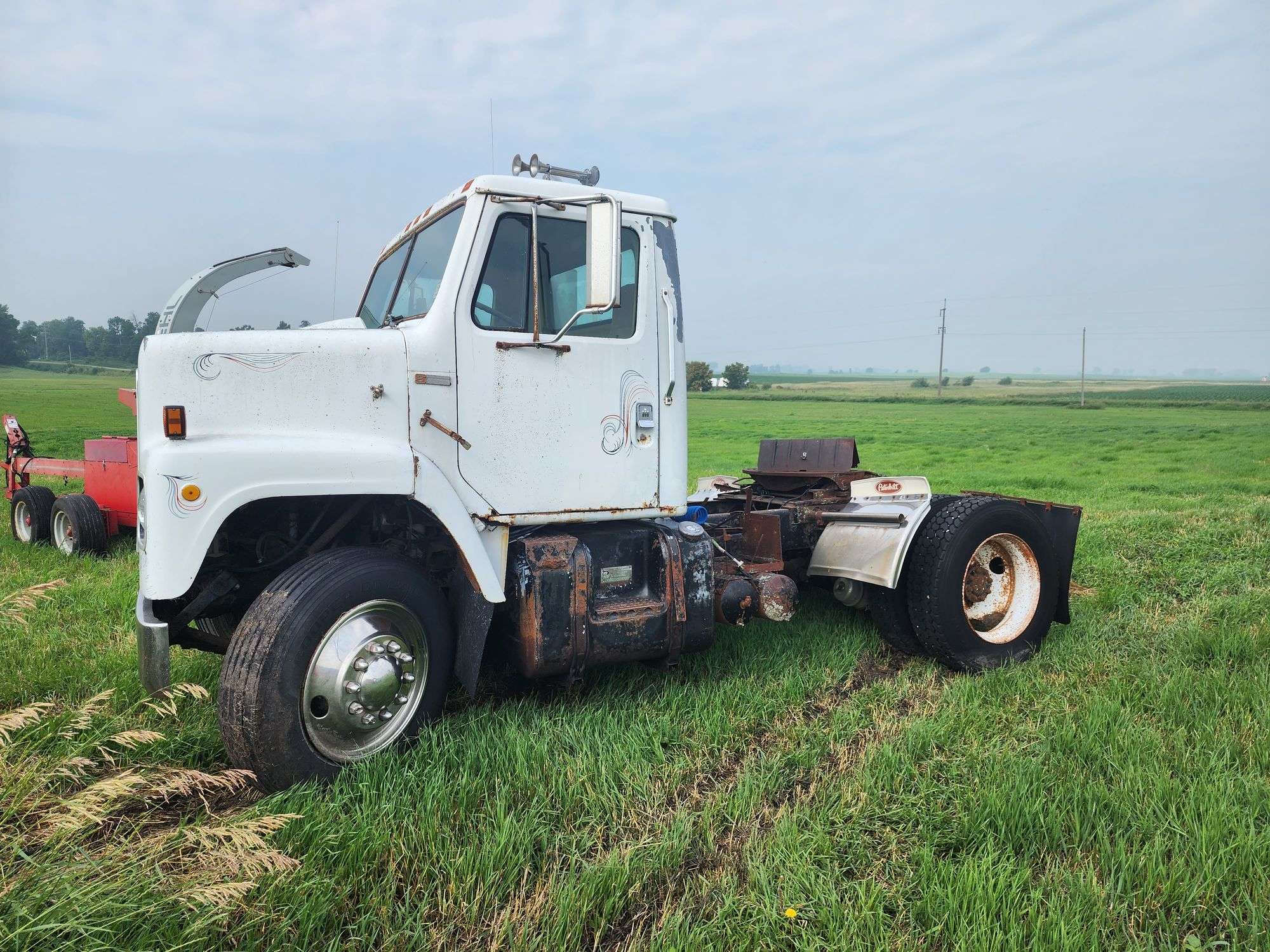 洋書 INTERNATIONAL TRUCKS 洋書 INTERNATIONAL TRUCKS International Trucks: 100 Years