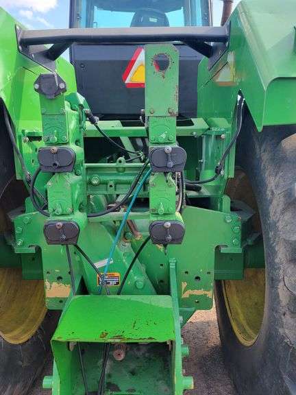1996 John Deere 8570 4wd Tractor, Power Quad 24 Forward Gears