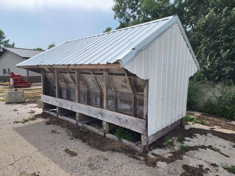 Calf/Cattle Self Feeder, Approx 18’ x 7’ x 10’ Tall, Holds Approx 6 Tons *Loading is Available