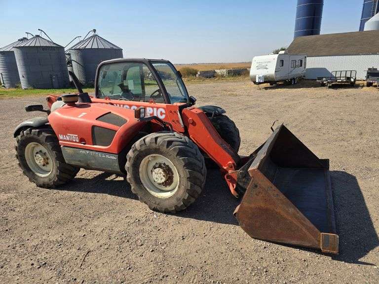 2000 Manitou 633LT Telehandler, Front Auxiliary Flat Couplers, Newley Rebuilt Bucket, Rebuilt Main L