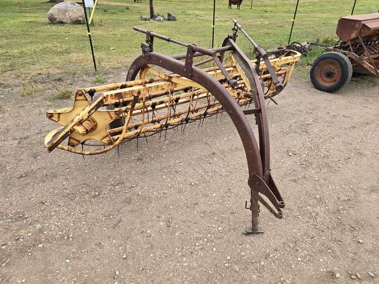 New Holland 56 Pull Type Rake, 5 Bar, Ground Driven, Approx 9’, SN ...