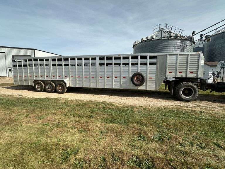 2011 Duralite 35’ Long Aluminum Livestock Trailer, 7’ Wide Inside to Inside, 6.5’ Tall, Backup Light