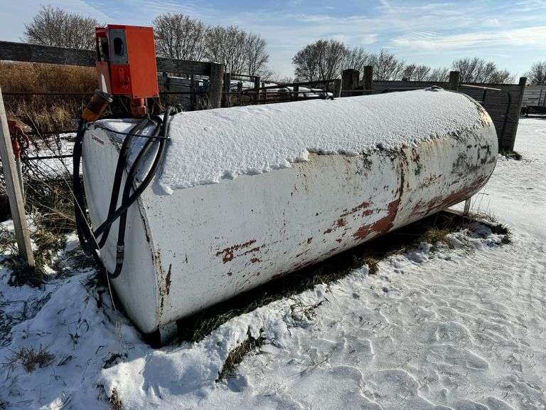 1000 Gallon Fuel Barrel with 110V Pump, In Working Condition